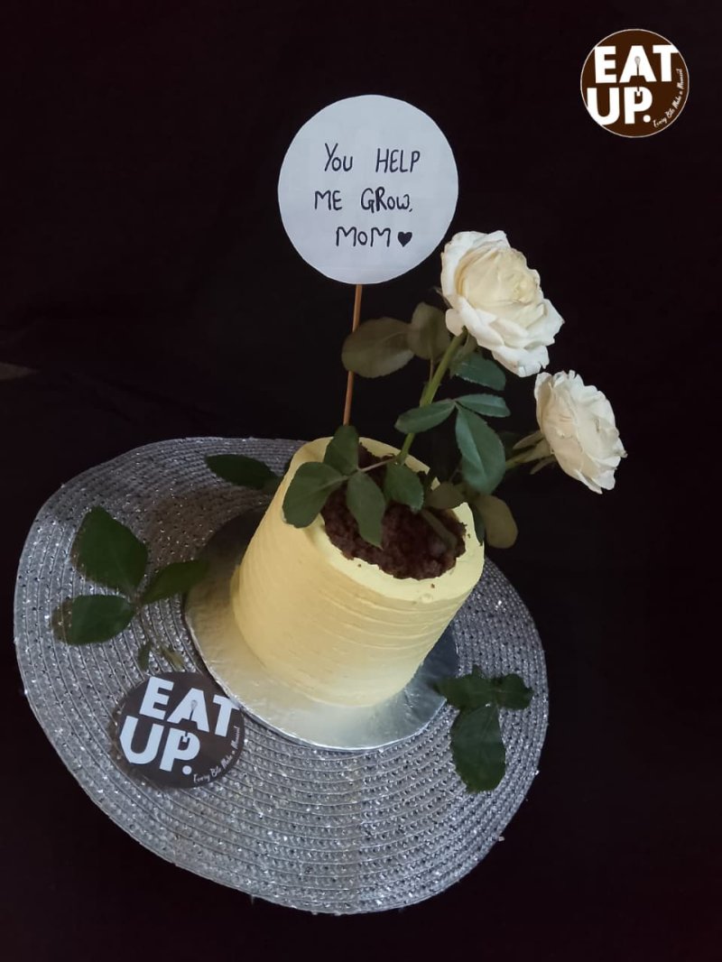 Cakes and Bakery Items